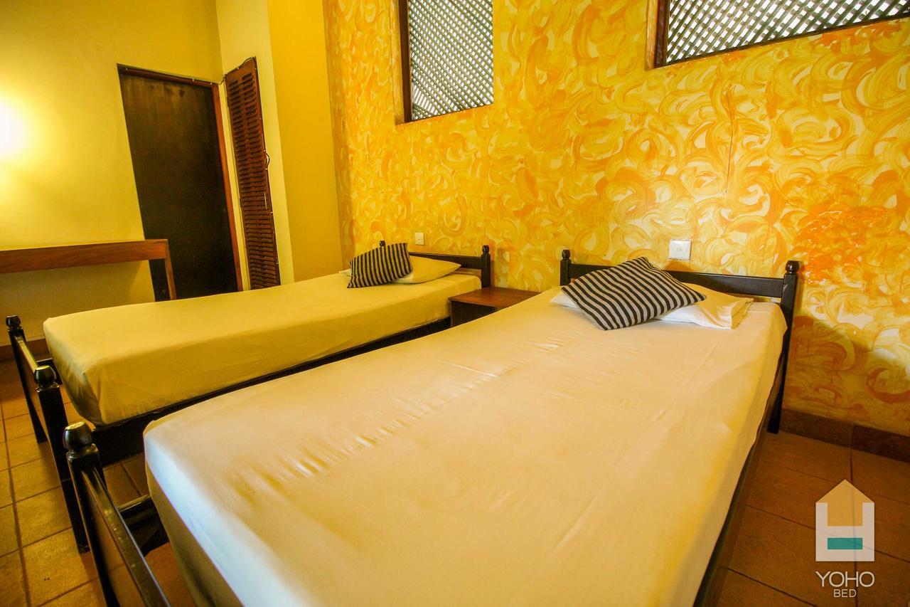 Yoho Rivi Ras Hotel Dehiwala-Mount Lavinia Exterior foto